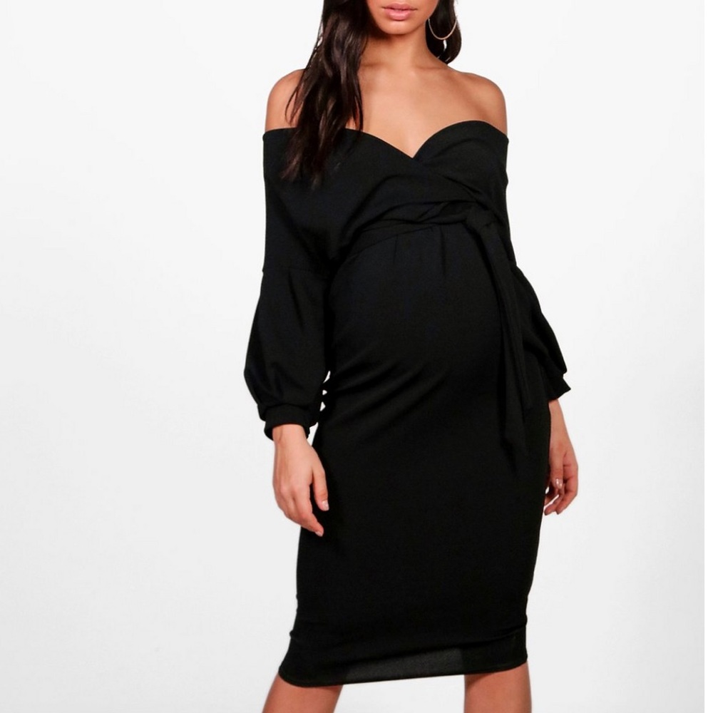 Boohoo maternity dress